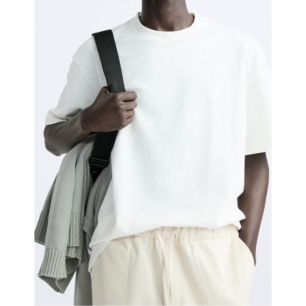 Zara: Textured T-shirt Nwt